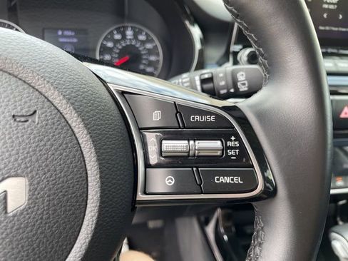 Certified 2023 Kia Seltos S w/ Navigation Package image 18