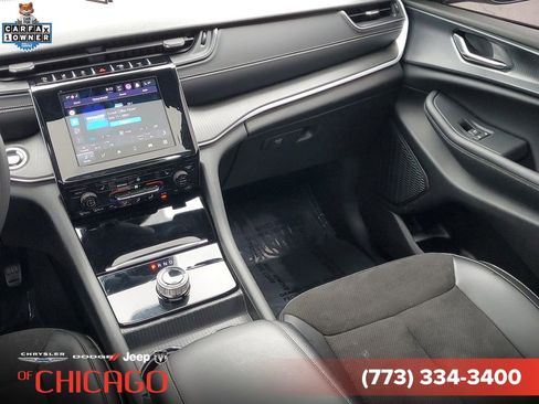 Certified 2024 Jeep Grand Cherokee Altitude AWD/4WD image 16