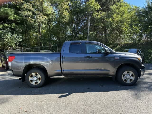 Used 2012 Toyota Tundra 4x4 Double Cab w/ Tow Pkg image 3