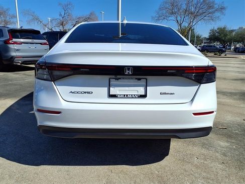Used 2026 Honda Accord LX image 12