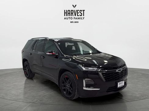 Used 2023 Chevrolet Traverse Premier w/ Redline Edition AWD/4WD image 10