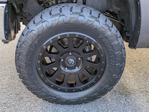 Used 2015 Toyota Tundra Limited image 11