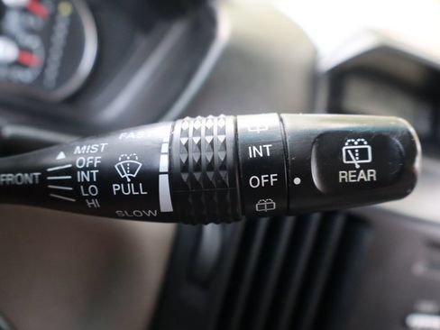 Used 2008 Mitsubishi Endeavor LS AWD/4WD image 30