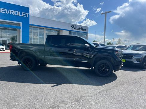 Used 2023 GMC Sierra 1500 Elevation w/ X31 Off-Road Package AWD/4WD image 2