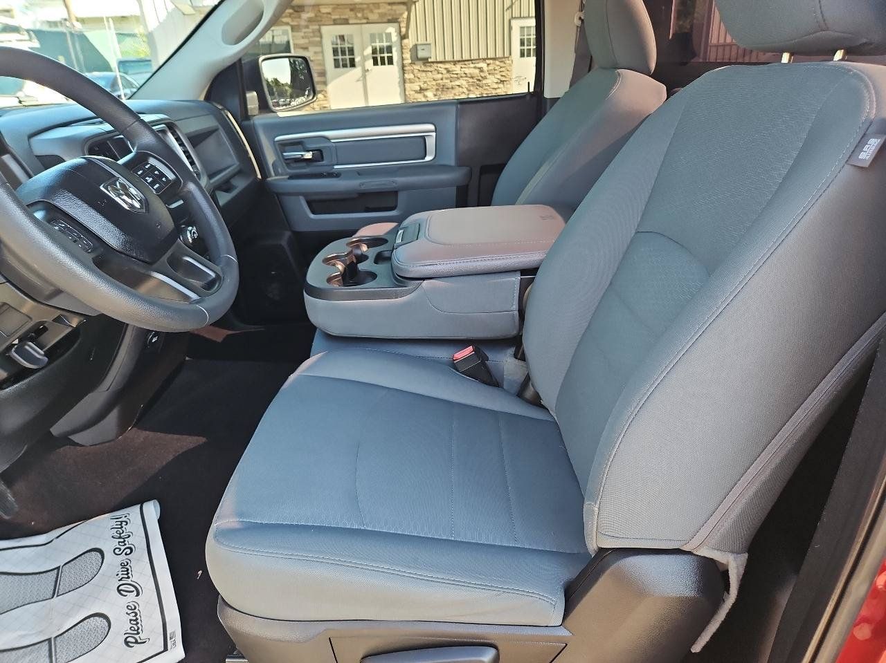 Used 2018 RAM 1500 Express AWD/4WD image 13