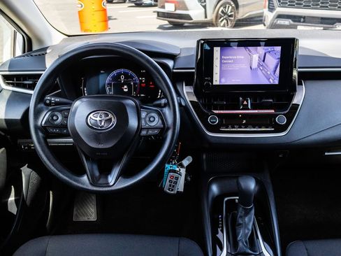 Used 2026 Toyota Corolla LE FWD image 19