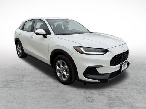 Used 2024 Honda HR-V LX image 3