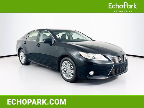 Used 2013 Lexus ES 350 w/ Luxury Pkg FWD image 1