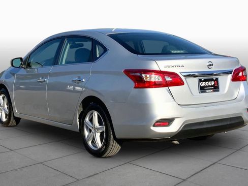 Used 2019 Nissan Sentra S FWD image 11