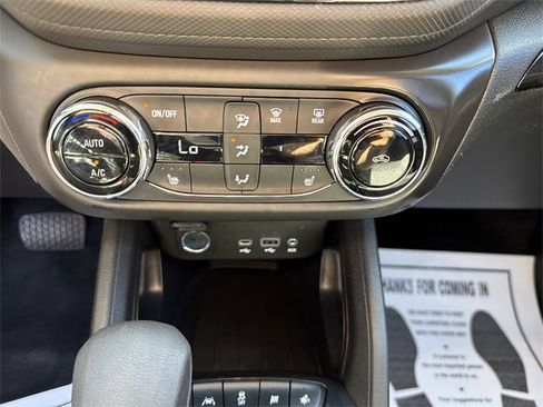 Used 2023 Chevrolet TrailBlazer LT w/ Convenience Package image 22