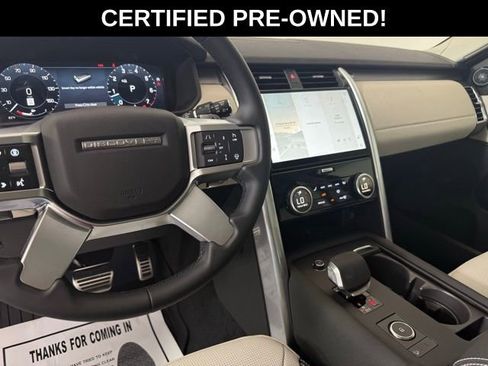 Certified 2025 Land Rover Discovery Dynamic SE AWD/4WD image 45