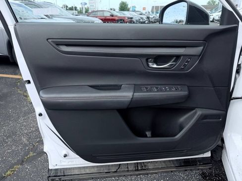 Used 2025 Honda CR-V Sport-L image 14