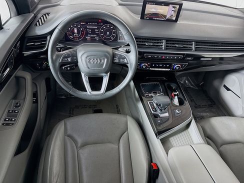 Used 2019 Audi Q7 3.0T Prestige image 17
