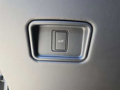 New 2026 Land Rover Range Rover Sport image 27