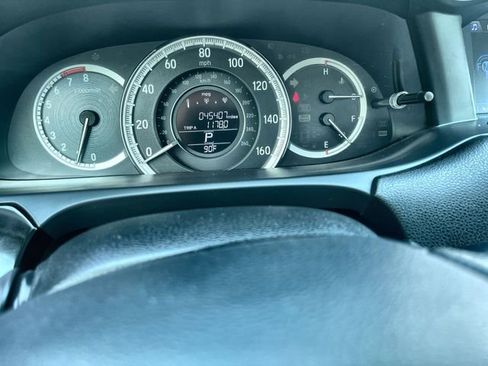 Used 2016 Honda Accord LX image 12