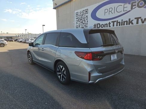 New 2026 Honda Odyssey EX-L image 5