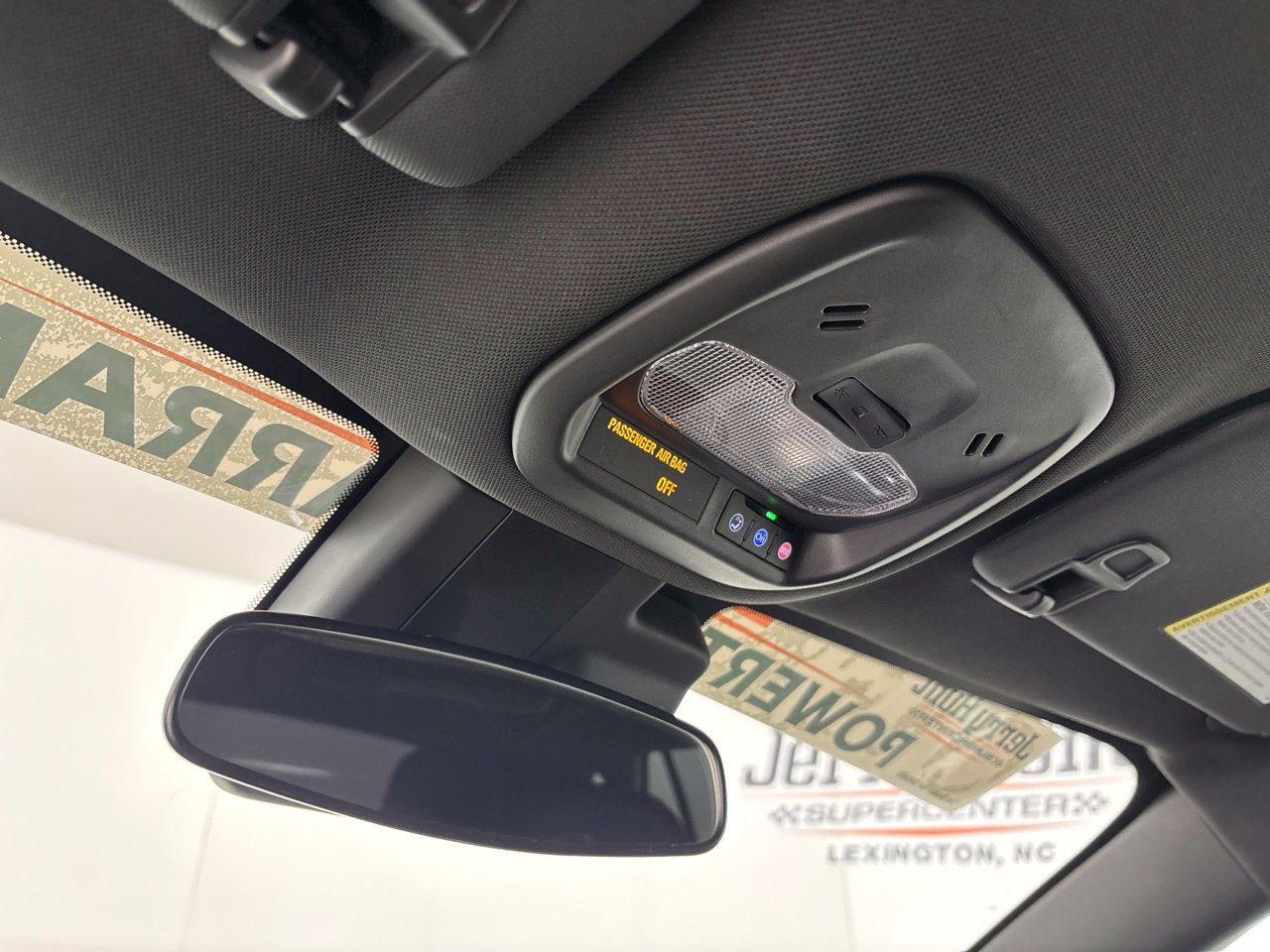 Used 2024 Chevrolet Trax RS FWD image 20