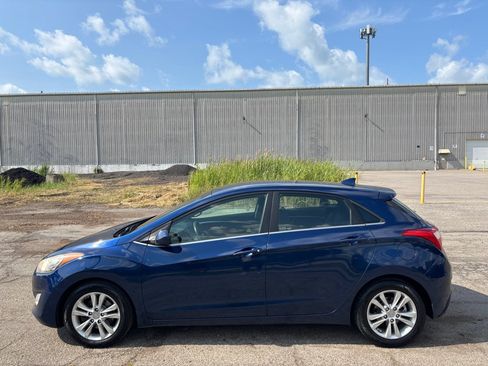 Used 2013 Hyundai Elantra GT FWD image 6