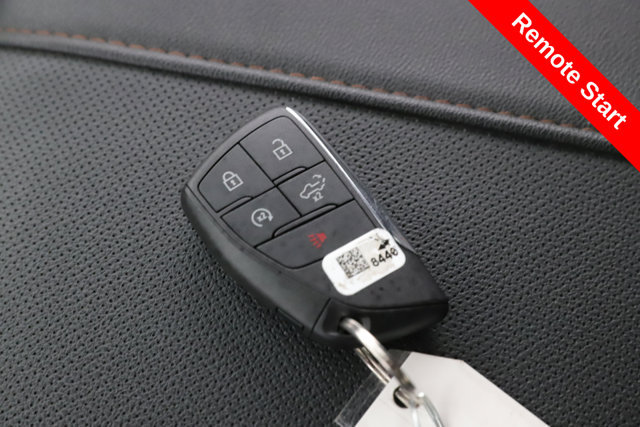 Used 2024 GMC Sierra 1500 AT4 w/ Technology Package AWD/4WD image 3