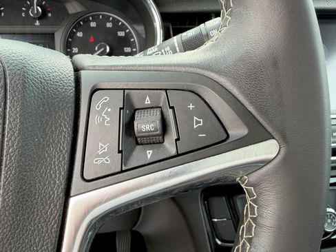 Used 2019 Buick Encore Preferred AWD/4WD image 30