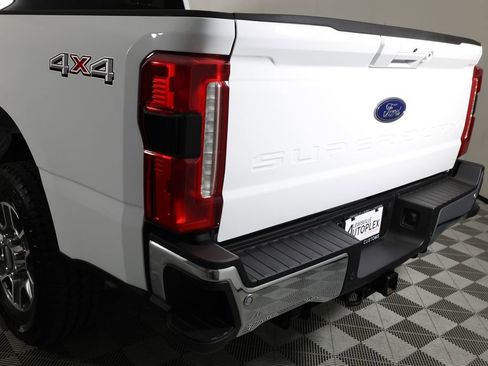 Used 2026 Ford F250 Lariat AWD/4WD image 48