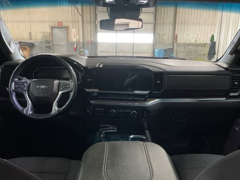 Used 2023 Chevrolet Silverado 1500 RST image 25