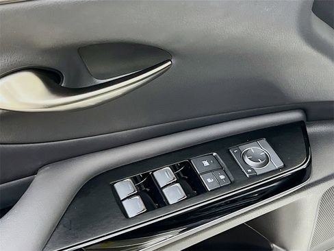 Used 2023 Lexus ES 350 image 17