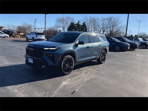 Certified 2024 Chevrolet Traverse RS w/ LPO, Floor Liner Package image 4