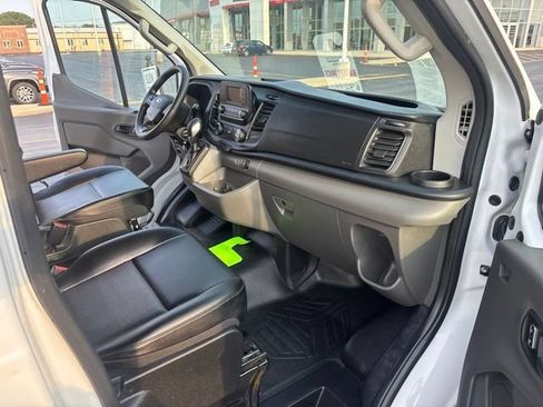 Used 2024 Ford Transit 150 Low Roof RWD image 26