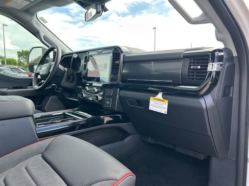 New 2026 Ford F250 Lariat w/ Black Appearance Package image 38