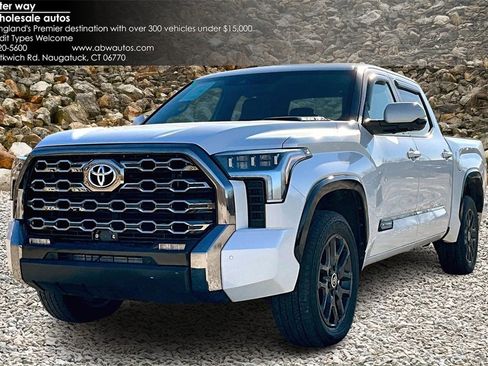 Used 2024 Toyota Tundra Platinum image 1