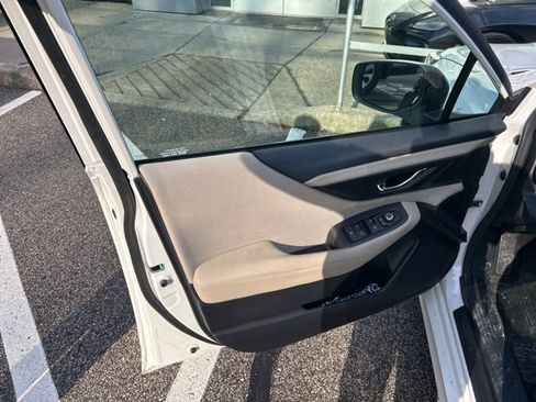 Used 2020 Subaru Legacy Premium image 5