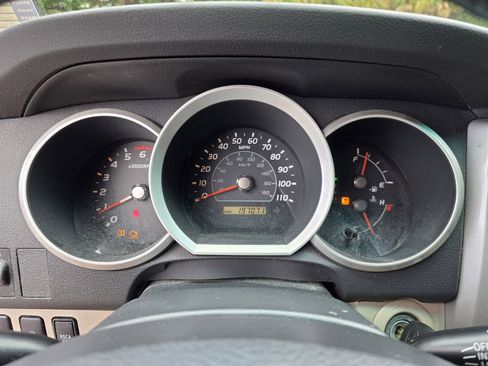 Used 2008 Toyota 4Runner SR5 RWD image 23