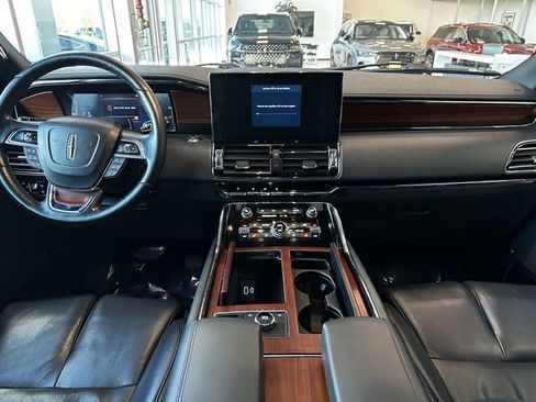 Certified 2022 Lincoln Navigator Reserve image 14
