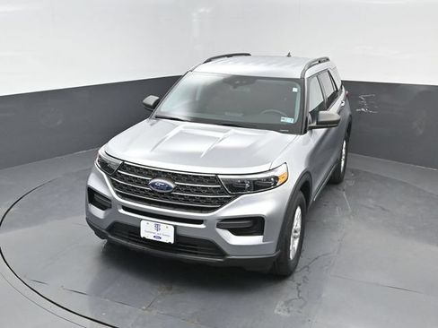 Certified 2023 Ford Explorer XLT AWD/4WD image 18