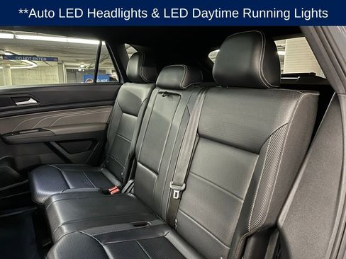 Used 2022 Volkswagen Atlas Cross Sport SEL R-Line image 21