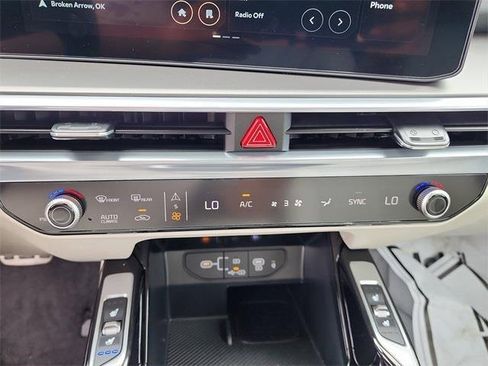 New 2026 Kia Sorento SX image 25