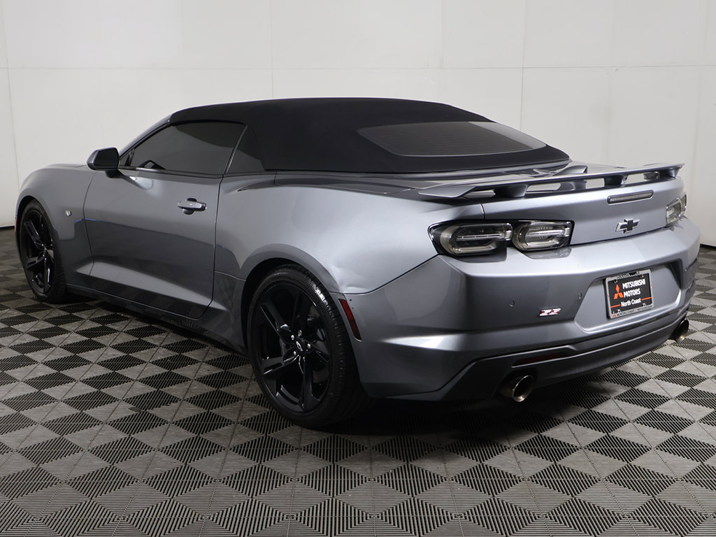 Used 2020 Chevrolet Camaro SS RWD image 10