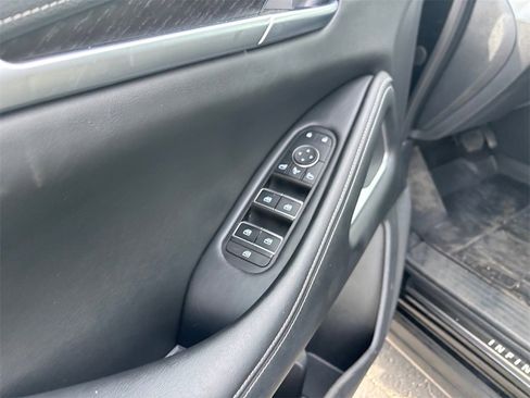 Used 2023 INFINITI QX60 Sensory w/ Cargo Package image 26