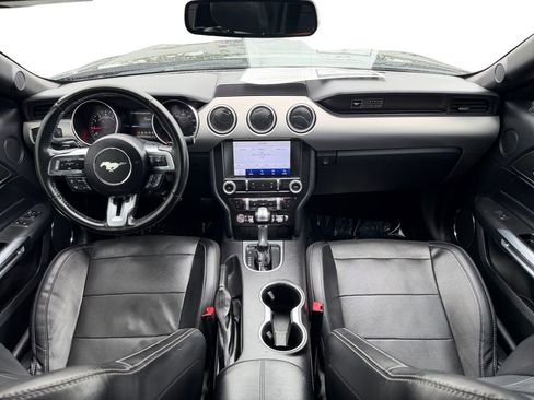 Used 2020 Ford Mustang Premium RWD image 12
