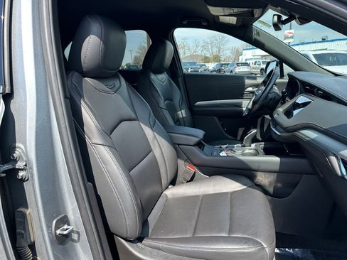 Certified 2023 Cadillac XT4 Premium Luxury AWD/4WD image 21