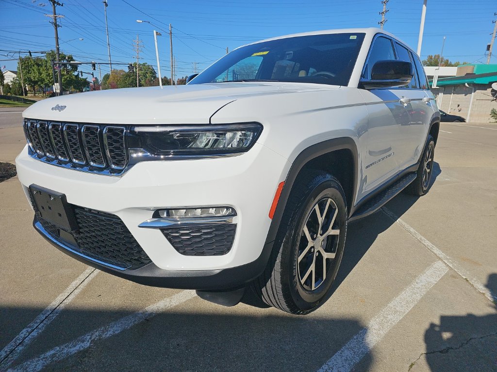 Certified 2025 Jeep Grand Cherokee Limited AWD/4WD image 7