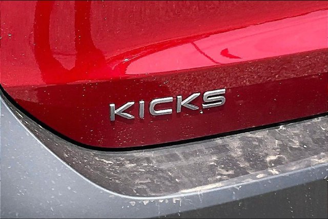 New 2026 Nissan Kicks SV w/ SV Premium Package FWD image 9