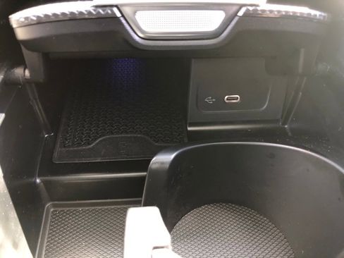 New 2024 Mercedes-Benz C 300 4MATIC Sedan image 32