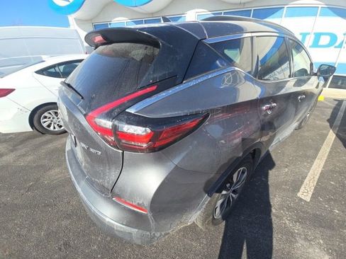 Used 2019 Nissan Murano SV image 4