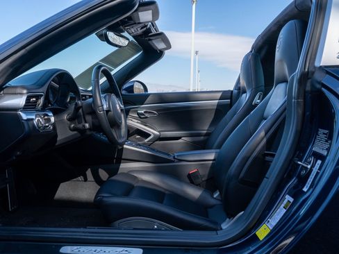 Certified 2015 Porsche 911 Targa 4S image 25