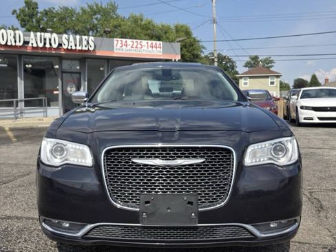 Used 2016 Chrysler 300 C AWD/4WD image 7