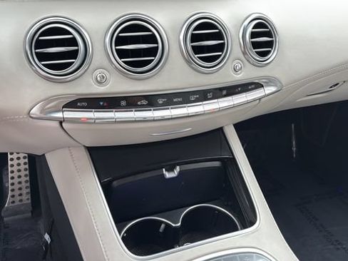 Used 2017 Mercedes-Benz S 65 AMG Cabriolet image 34