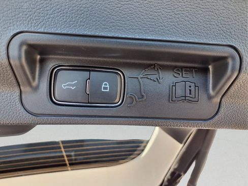 New 2026 Ford Explorer Active AWD/4WD image 23