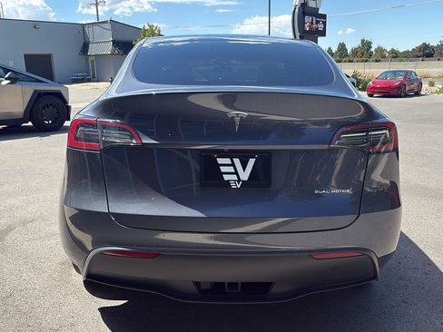 Used 2023 Tesla Model Y Long Range AWD/4WD image 7